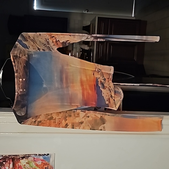 Urban Outfitters Ruched Mesh Top Size M NWOT - Picture 2 of 5